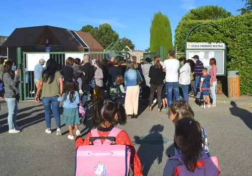 Accueil des enfants dans les écoles Camarétoises ce lundi 2 novembre