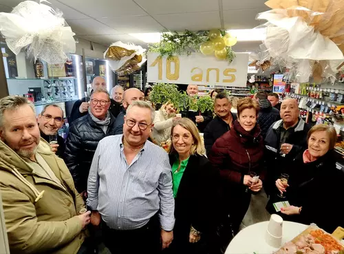 Joyeux anniversaire à la Civette du Cours !