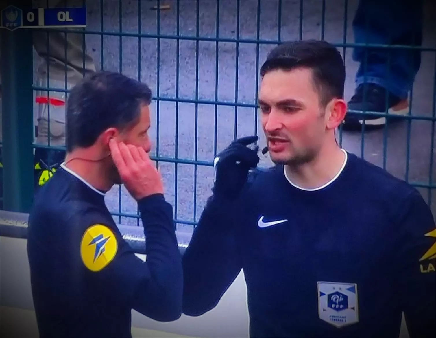 Christopher Spadafora arbitre un match de Coupe de France de football