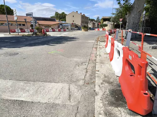 Rappel important : début des travaux de la phase 1 sur le chemin Battu et au rond-point des Amandiers à partir du 9 septembre 2024 : arrêtés municipaux