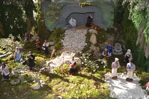 Notre crèche provençale est installée en mairie