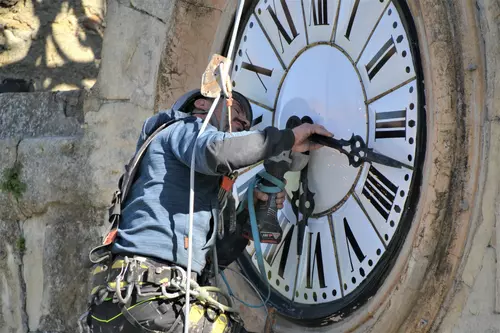 L'horloge du Ravelin est de nouveau à l'heure !