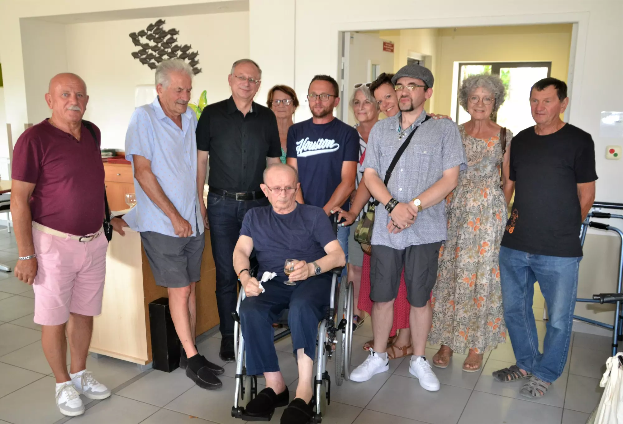 Remise de la médaille de la ville à Alain Mérindol