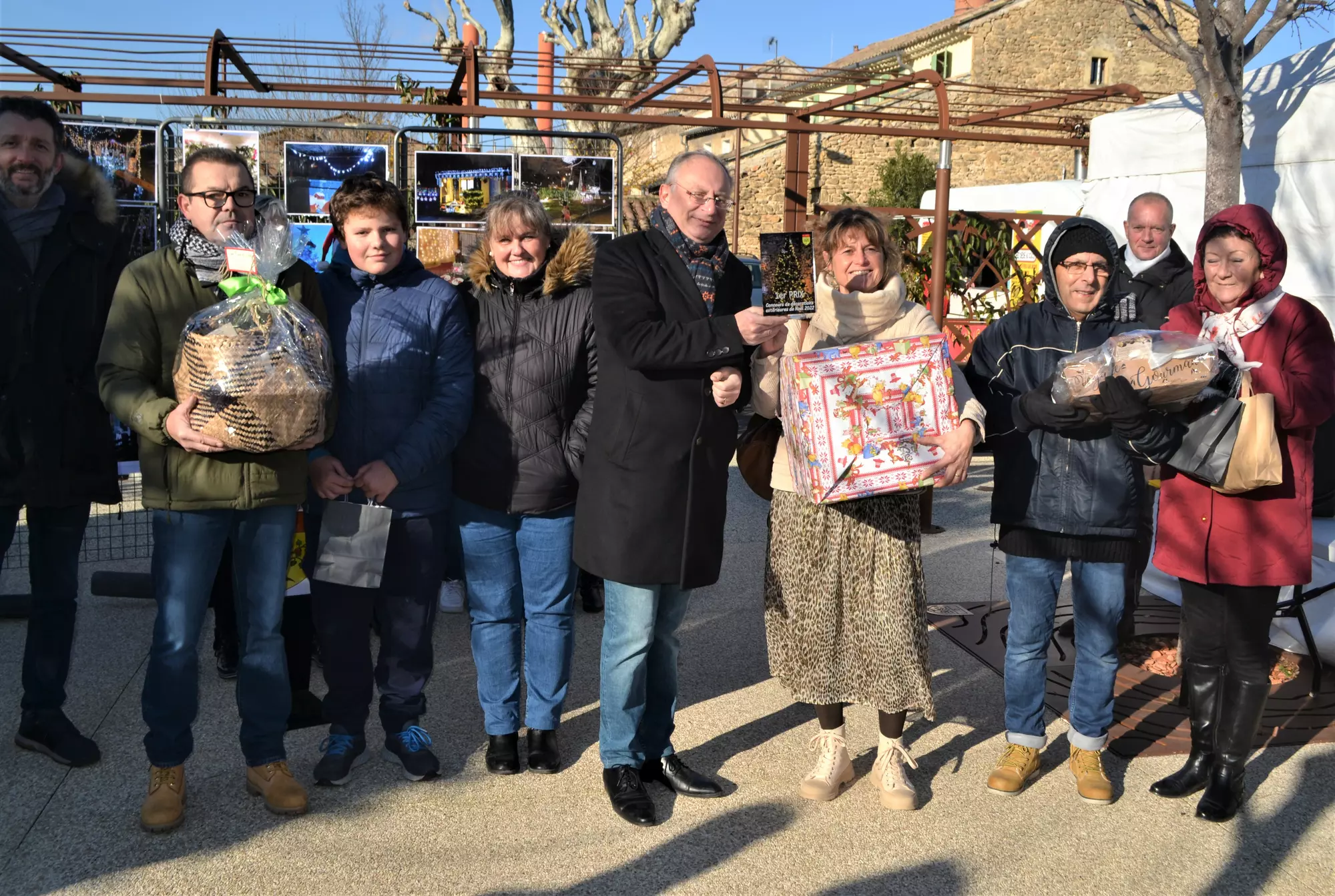 Remise prix concours de décorations extérieures de Noël + marché Noël de la Maison des Vins