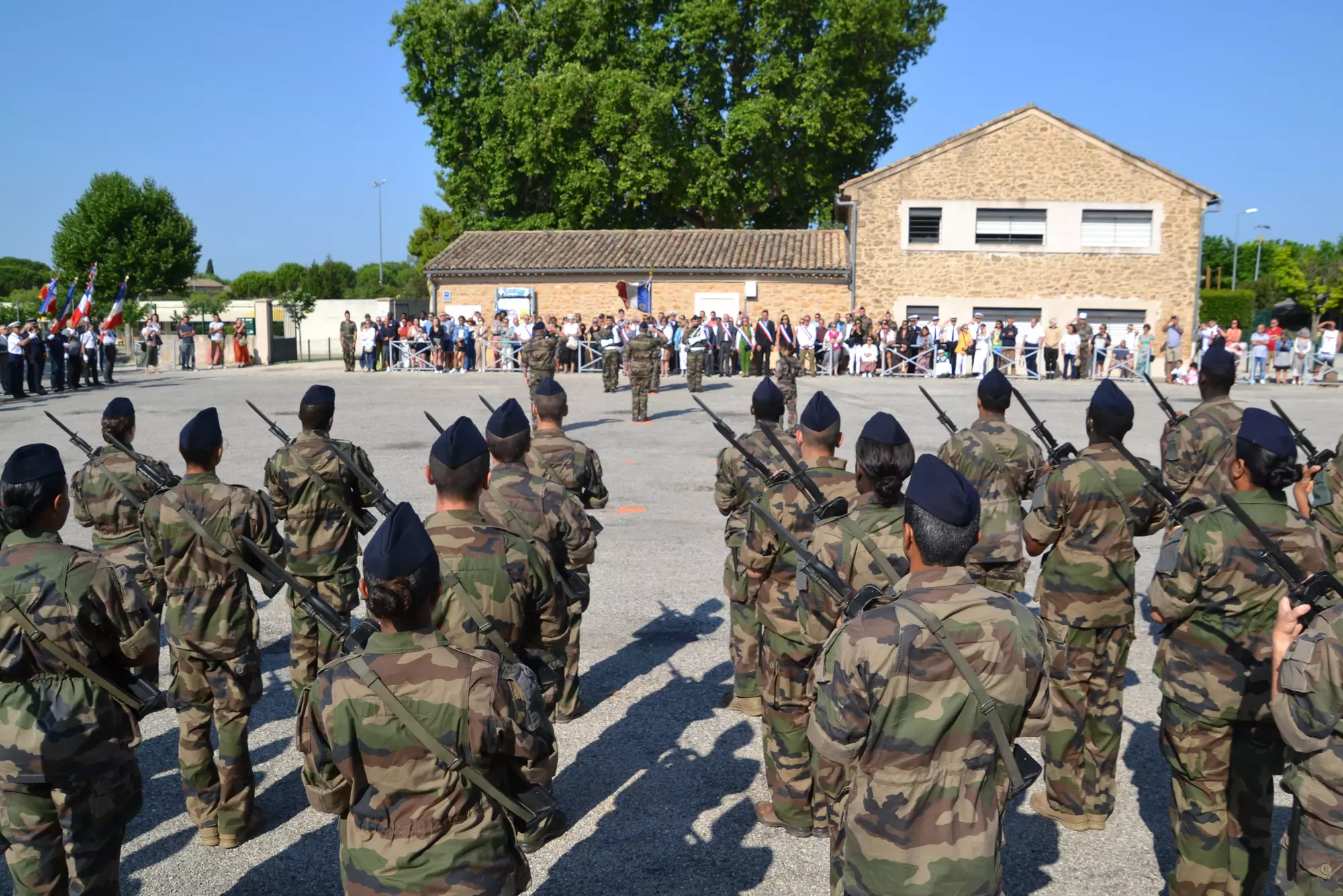 Présentation au drapeau - Cérémonie militaire