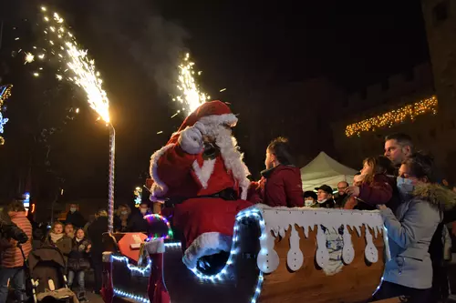 « Noël dans la rue » organisé par l'UCAV