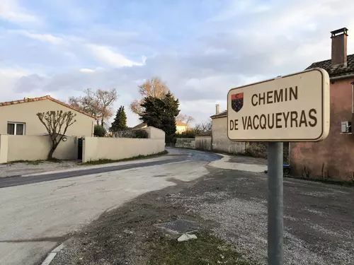 Réouverture complète du chemin de Vacqueyras !